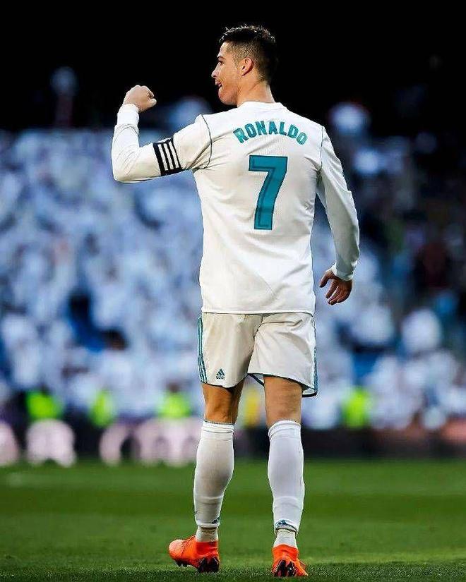 状态回调！爱德华兹6中3贡献11分，8失误创赛季新高