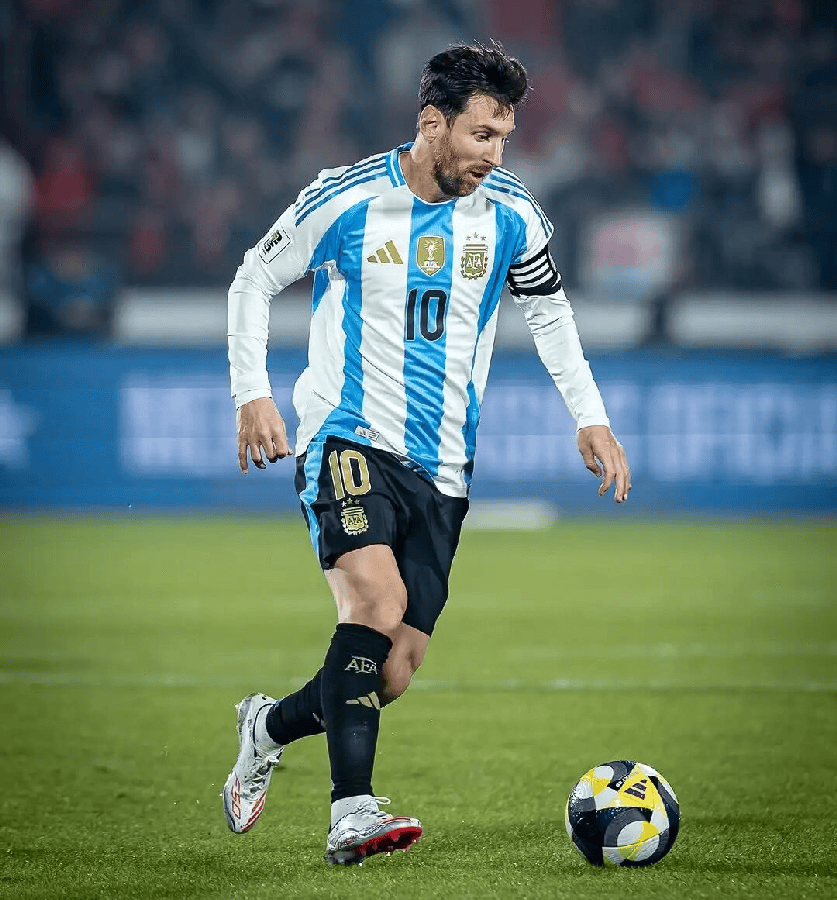 💡早报：利物浦曼城双双折戟，巴萨拜仁收获大胜