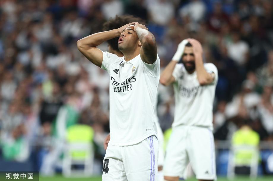 葡萄牙体育3-0布鲁日，路易斯-苏亚雷斯传射，特林康建功